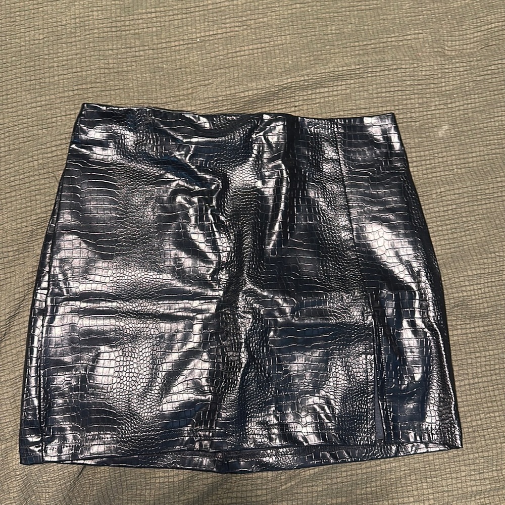 Fashion Nova mini skirt